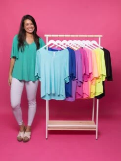 Dear Scarlett Wrinkle Free V Neck Top | S- 3X