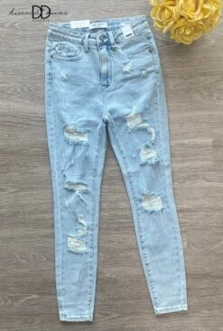 Moving Around Jeans - Tummy Control