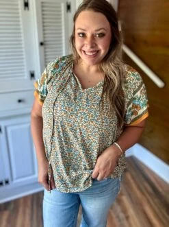 Printed V-Neck Short Sleeves Top | S-2XL