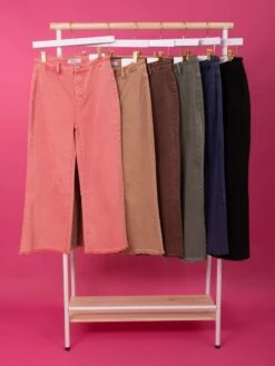 Zenana Acid Washed High Waist Frayed Hem Straight Leg Crop| S - XL