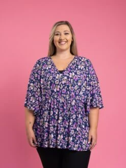 Dreamer Wrinkle Free PrintedV-Neck Top | S - 3X