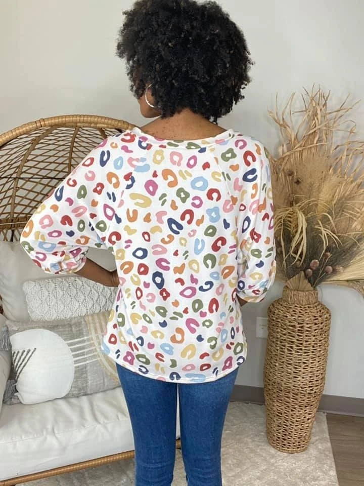 Best Guess Top- Live Sale *Final Sale* - Image 3