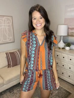 Short Sleeve Tribal Print Top| S-L *Final Sale*