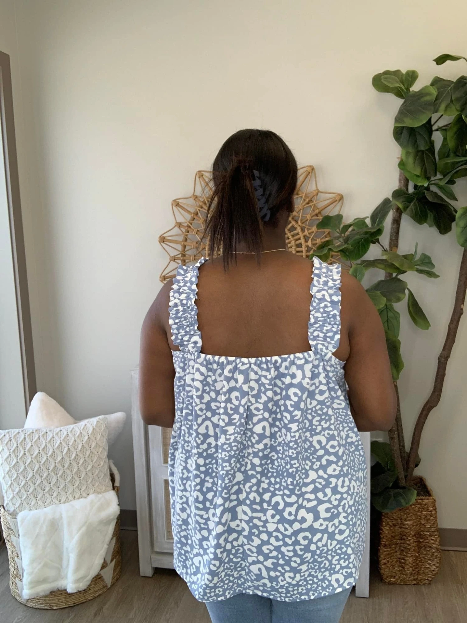 On Screen Top *Final Sale* - Image 6