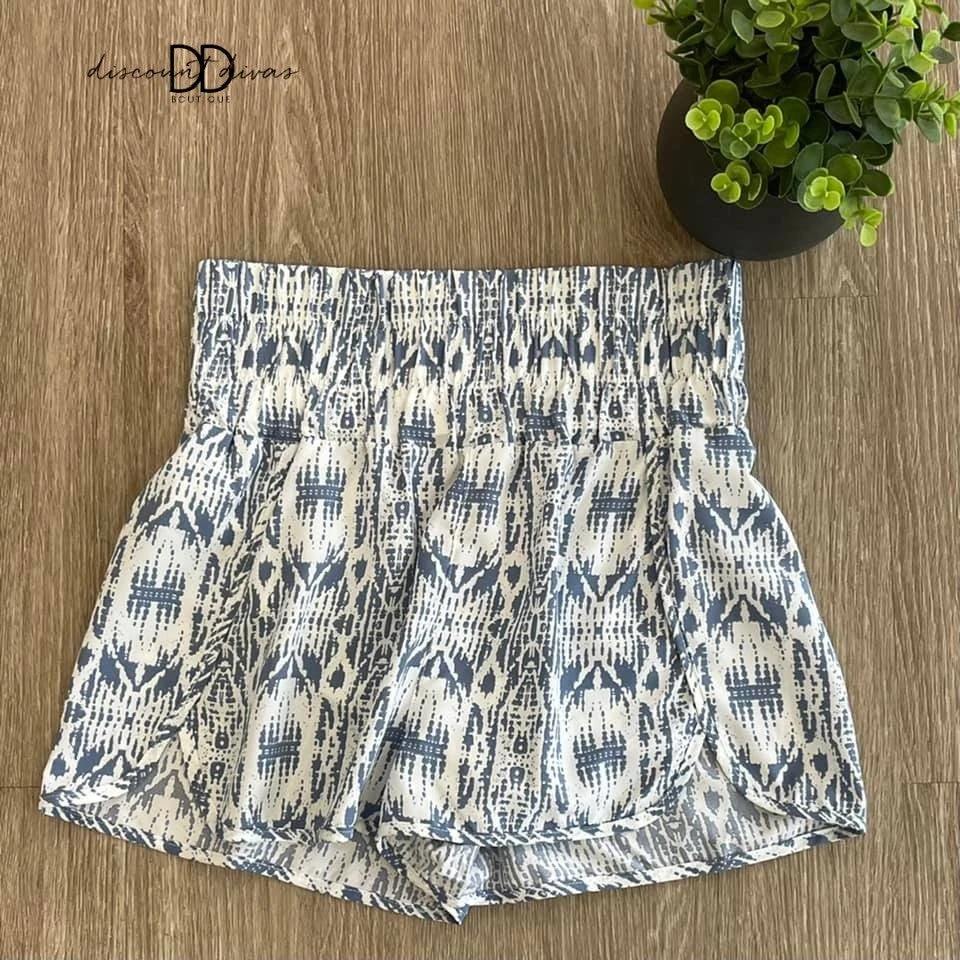 Its Urgent Shorts *Final Sale*